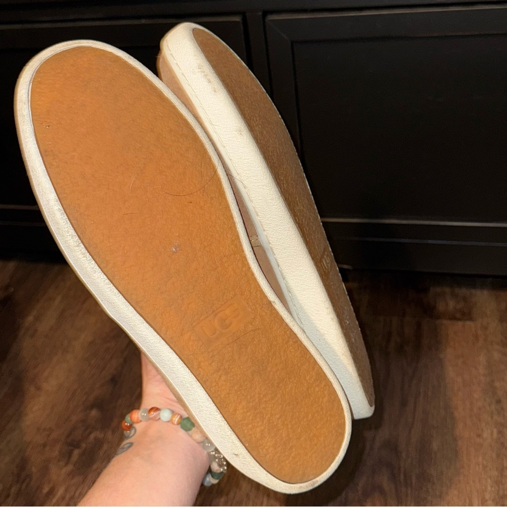 OBO : UGG womens Light Brown Slip-On Loafers - Picture 5 of 7